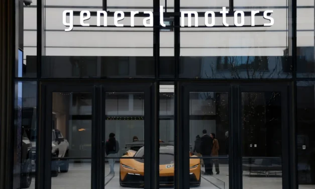 GM cutting hundreds of salaried IT workers as it trims costs, evaluates needs
